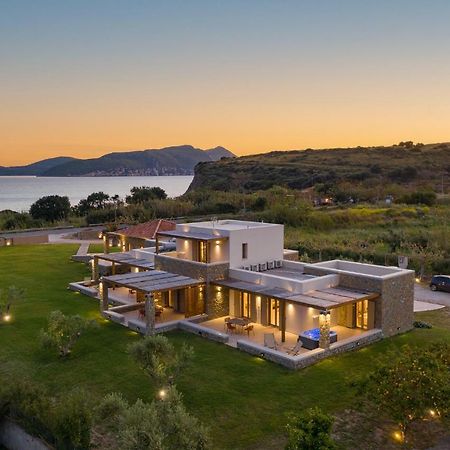 Quinta Essentia Suites Foiníki Extérieur photo