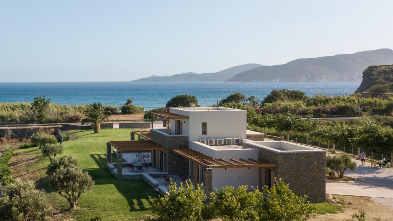 Quinta Essentia Suites Foiníki Extérieur photo