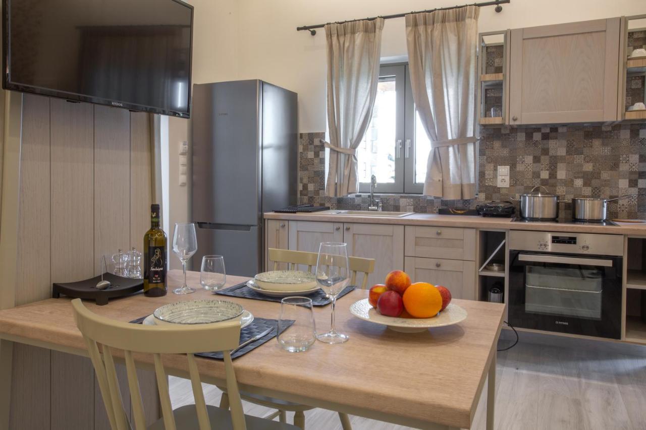 Quinta Essentia Suites Foiníki Extérieur photo