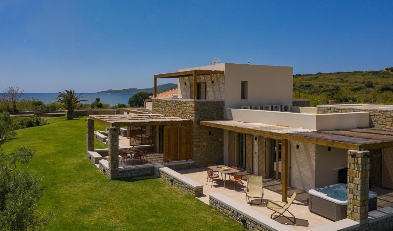 Quinta Essentia Suites Foiníki Extérieur photo