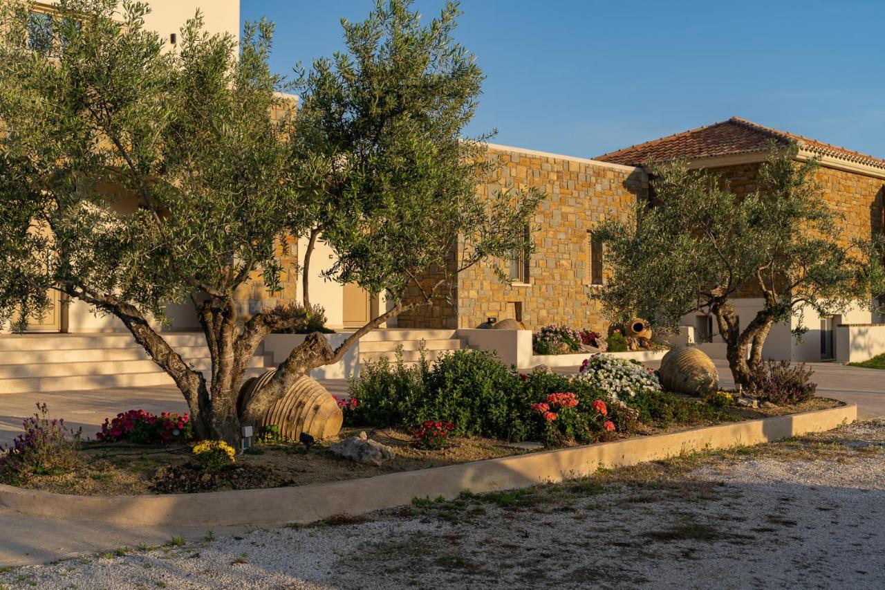 Quinta Essentia Suites Foiníki Extérieur photo