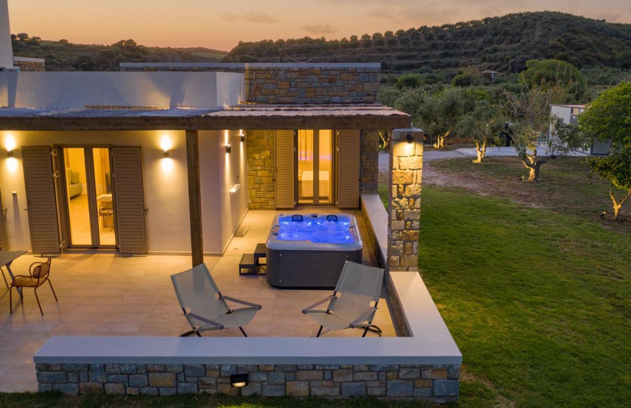 Quinta Essentia Suites Foiníki Extérieur photo