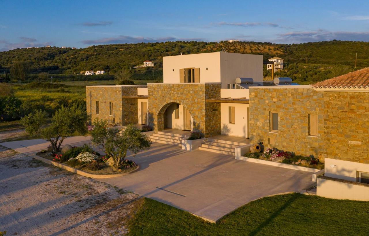 Quinta Essentia Suites Foiníki Extérieur photo