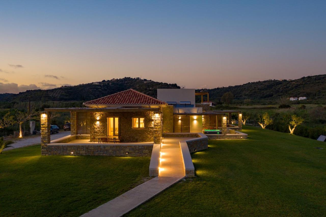 Quinta Essentia Suites Foiníki Extérieur photo